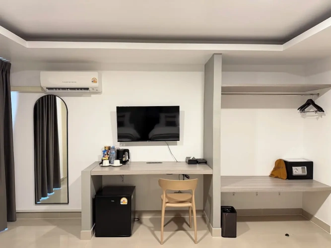 Standard Twin room with balcony