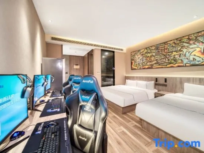 Standard Triple room