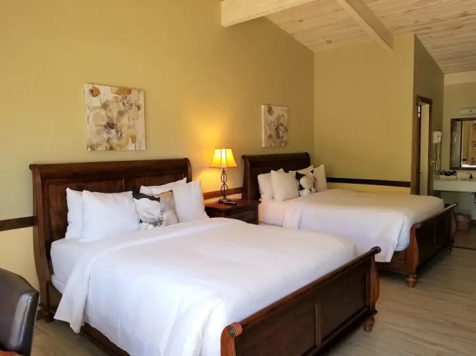 Carmel Valley Lodge