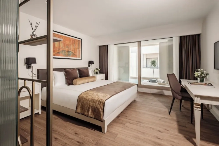 Deluxe Double Suite