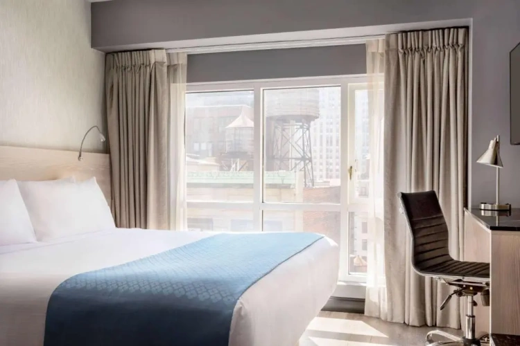 Double room with Empire view