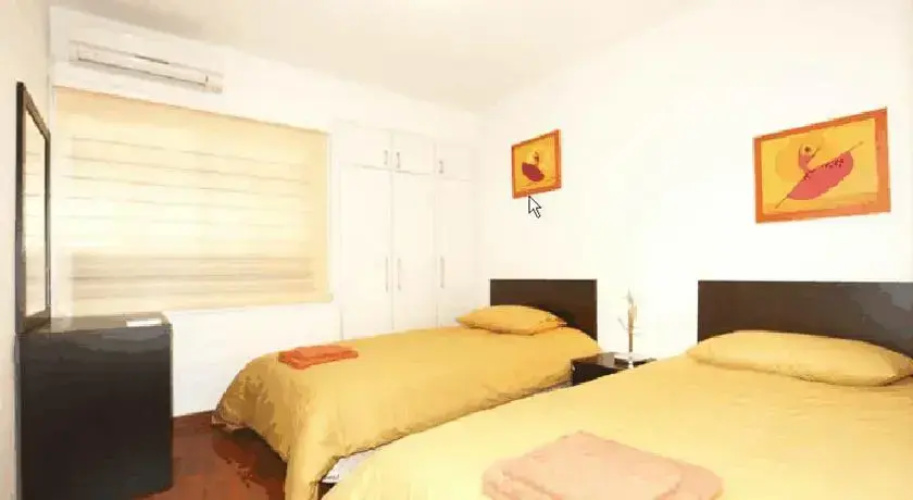 Rita Court Apartment