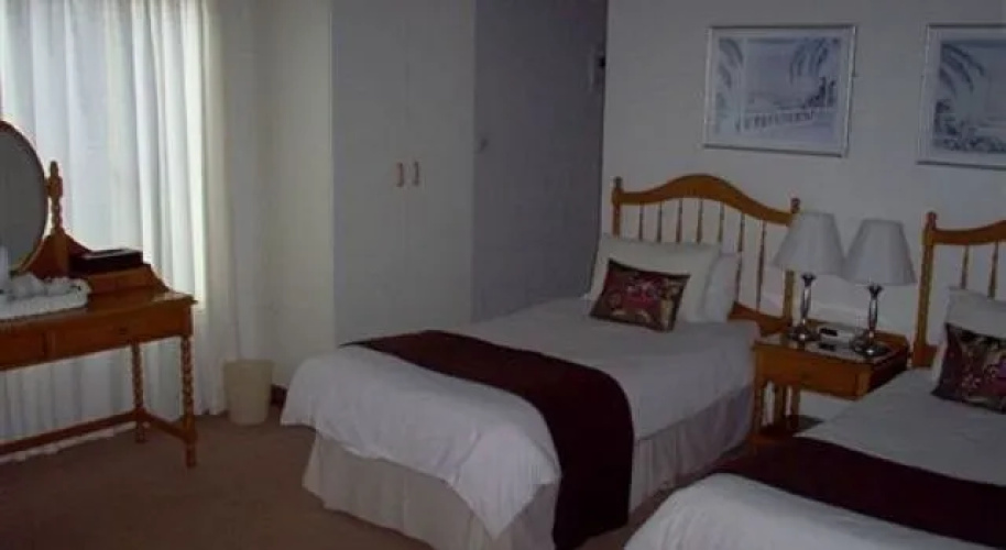 Everglades Hotel & Conference Centre