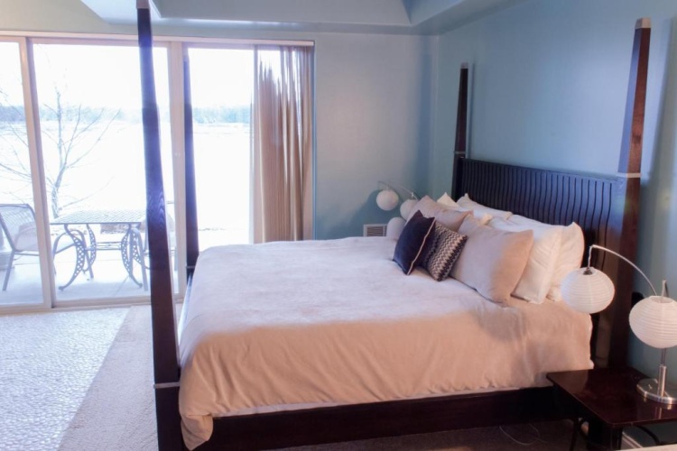 Luxury Suite