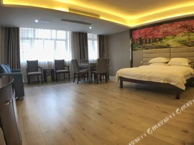 Haitian Hotel