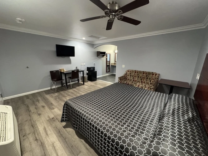 Deluxe Single room