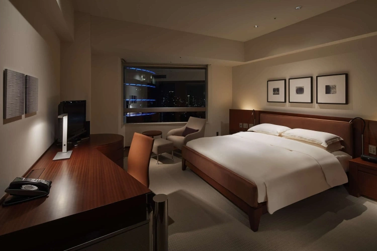 Double Club room