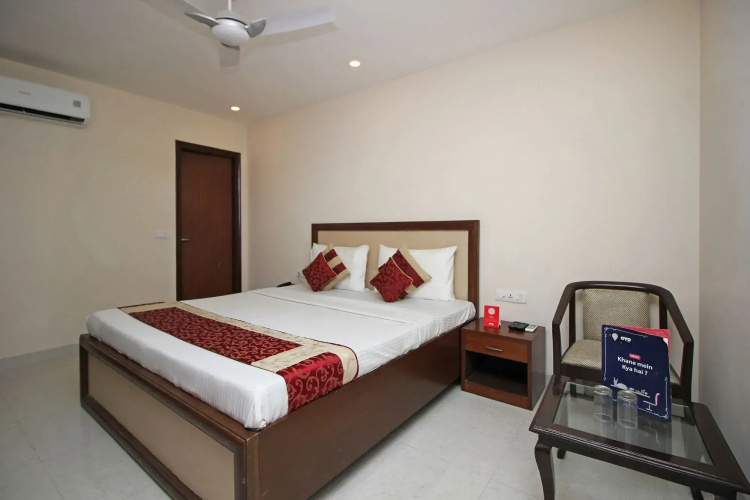 Blu Pebbles Hotel