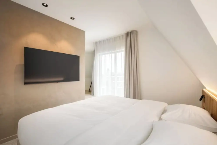 Deluxe Double room with balcony and with city view