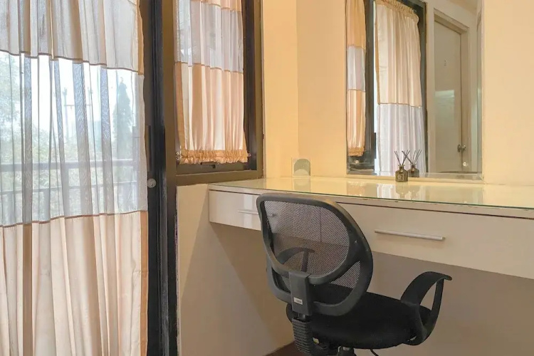 Cozy Studio At Metropark Condominium Apartment