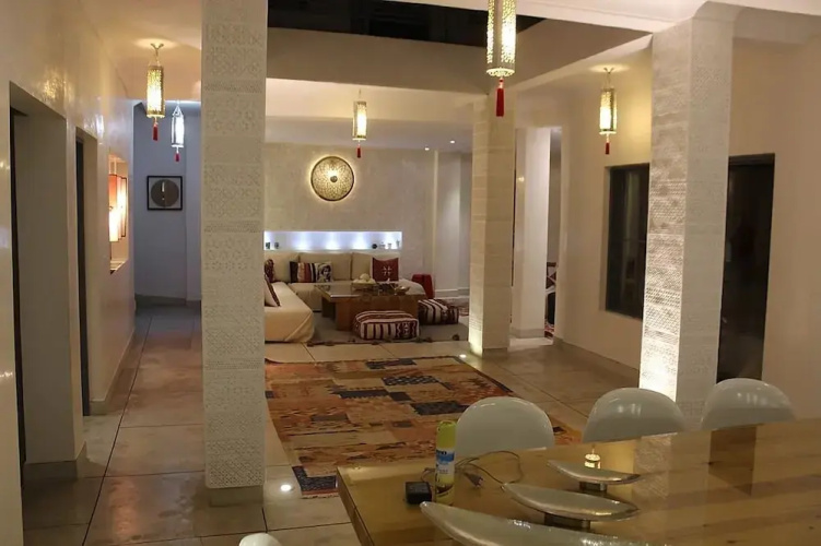 Riad La Sarrazine
