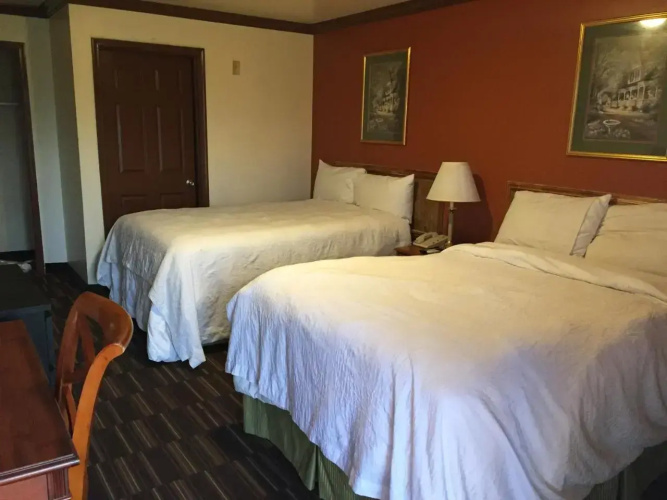 Colony Inn Motel