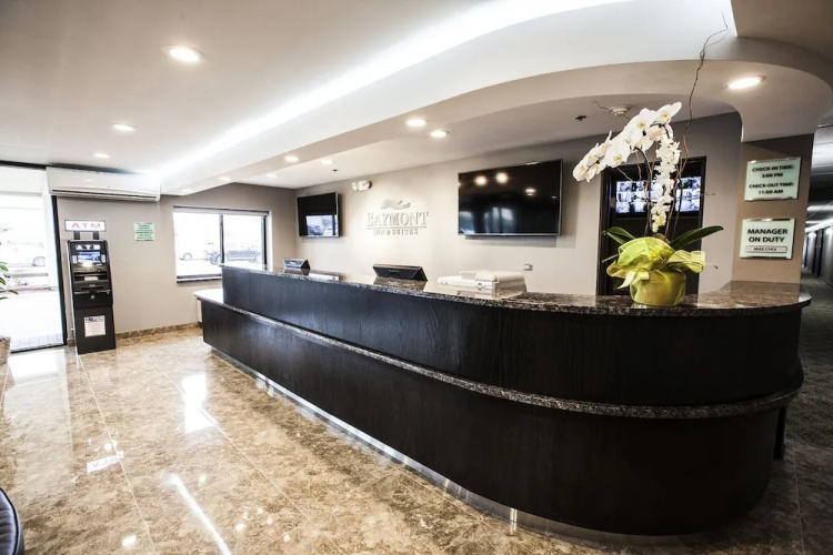 Baymont Inn And Suites Glenview