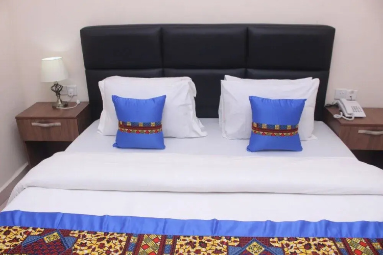Rhogem Hotel