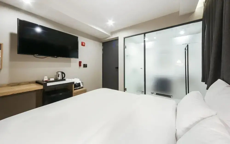 Gray 194 Hotel