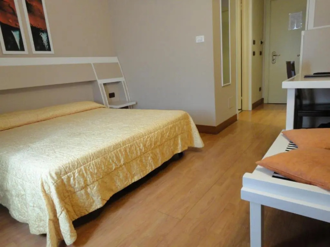 Hotel Vazzana