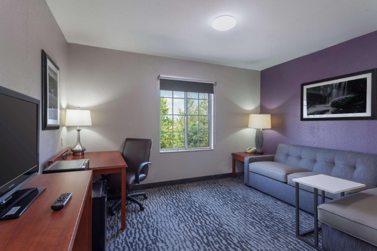 Quadruple Suite