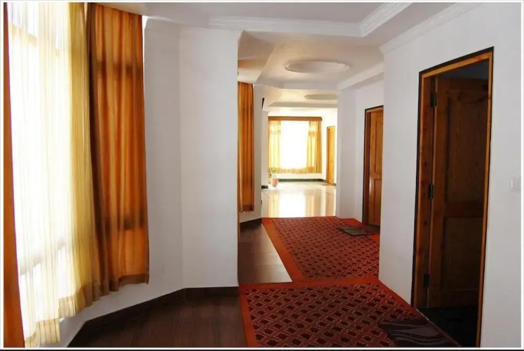 Lords Residency