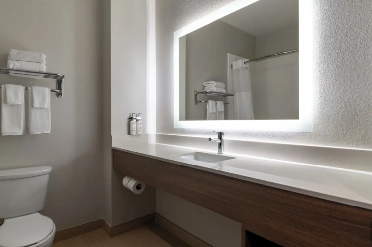 Standard Communications Accessible Quadruple room