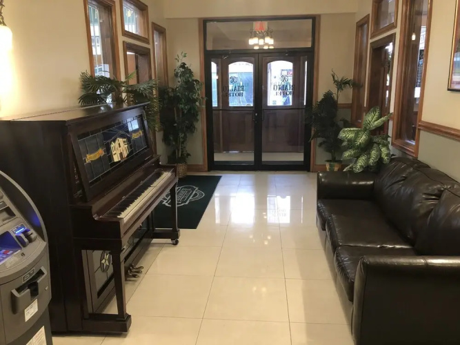 Rialto Hotel