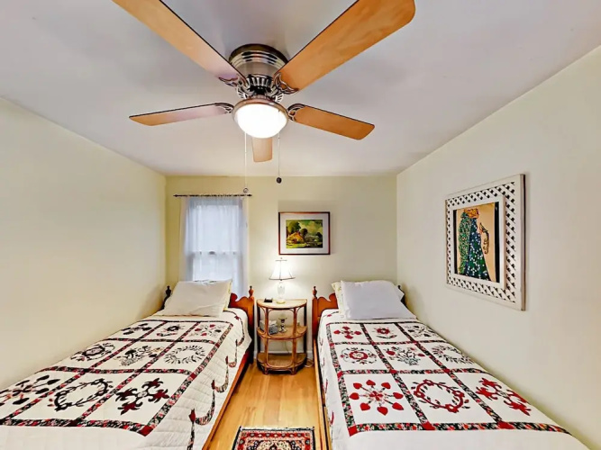 312 Carriage Lane Home - 4 Br home by RedAwning