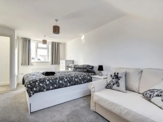 Holiday Home Ger y Taf