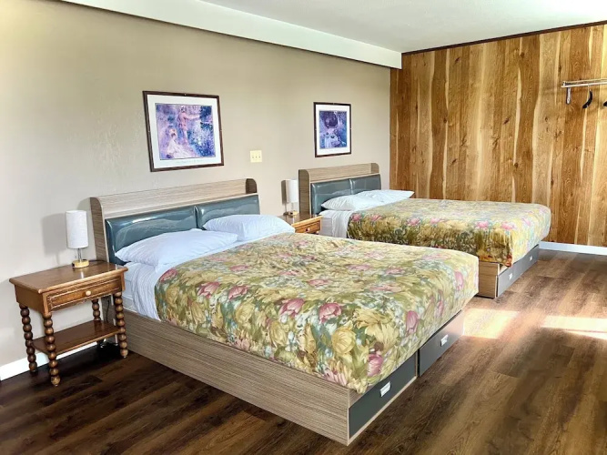 Valemount Hotel