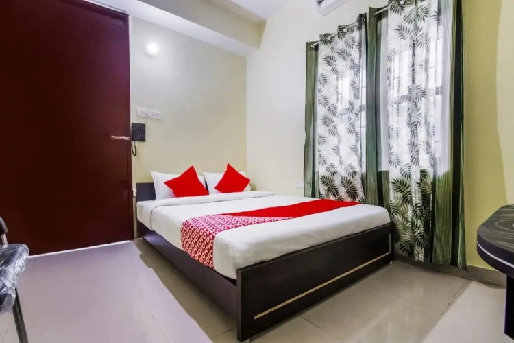 Classic Triple room