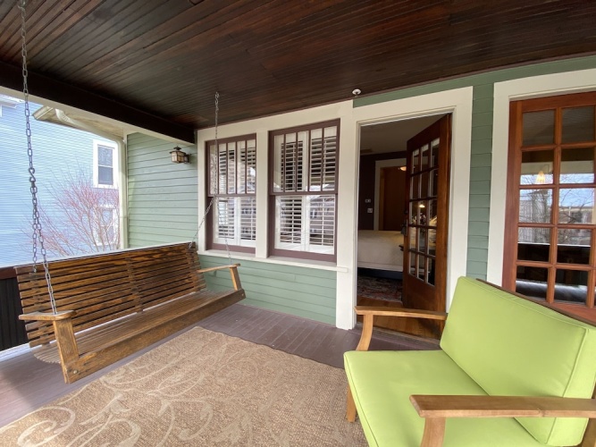 Showers Inn photo 22