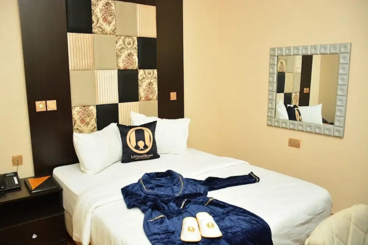 LJ Grand Resort