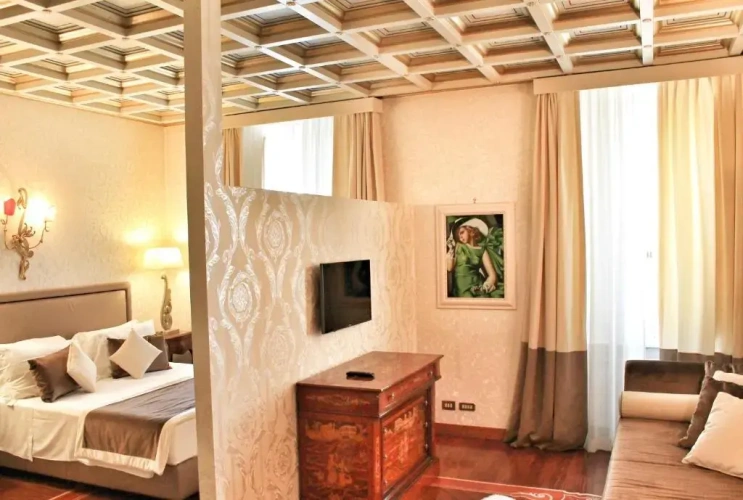 Standard Triple room