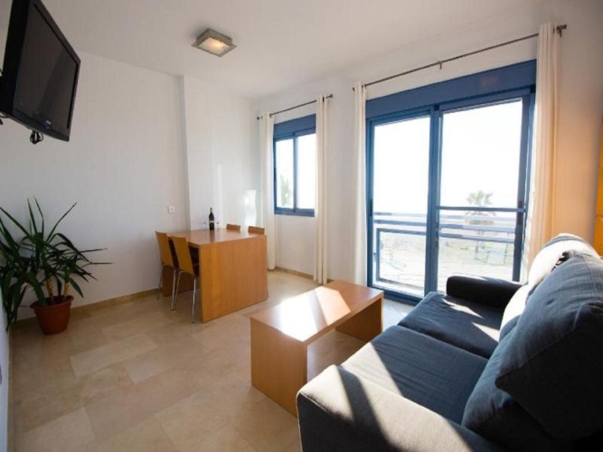 Apartment with sea view
