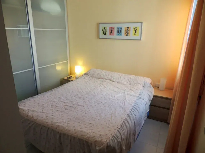 Apartment by Roses Beach With Pool