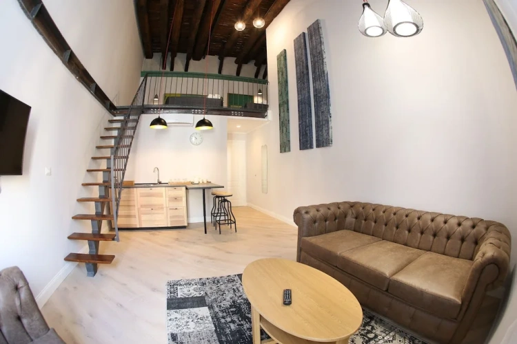 Comfort Attic Suite with city view