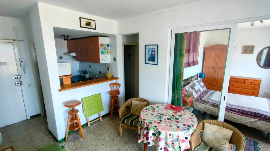Summer Breeze Apartment