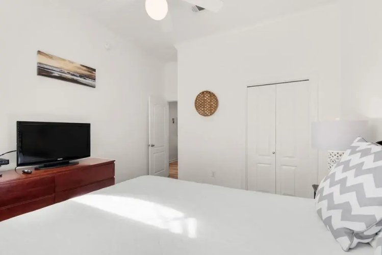 Ocean Breeze Cottage