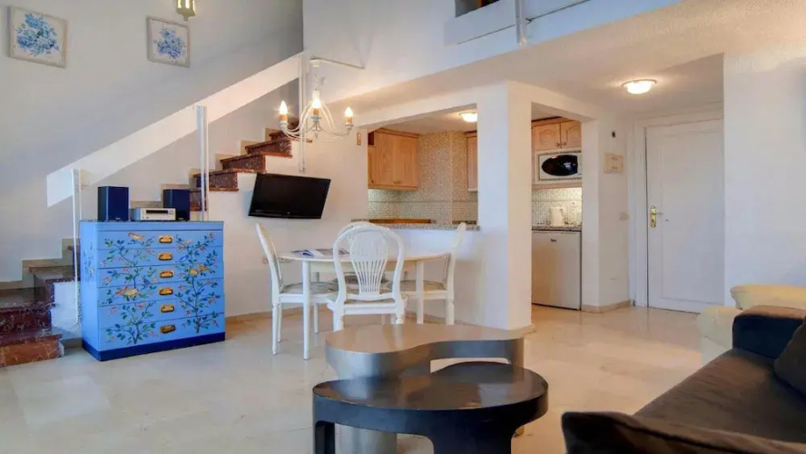 Loft on Marbella Promenade - Skol
