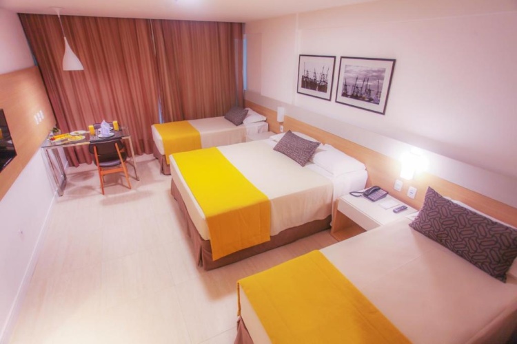 Standard Triple room