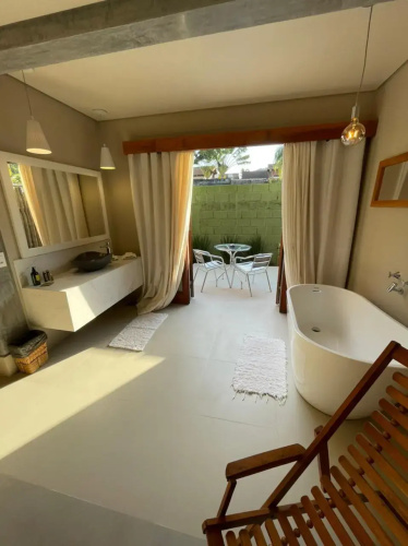 Hiu Hotel