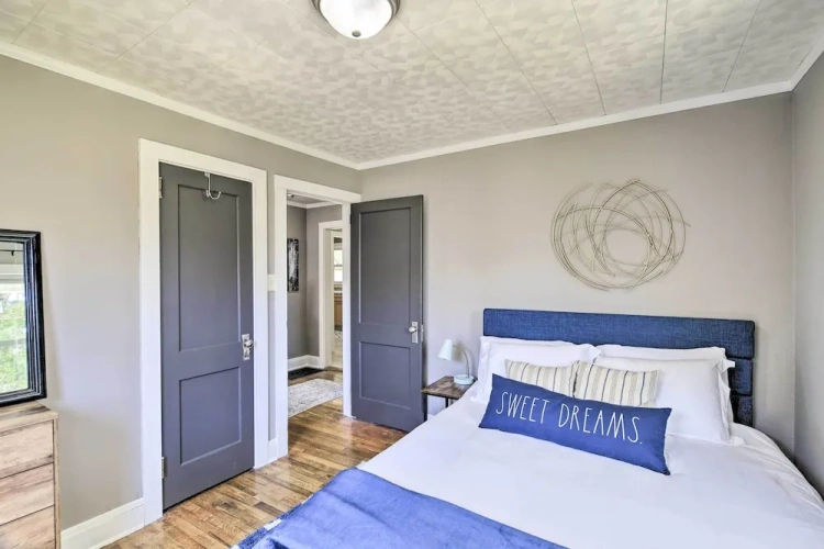 2 Bedrooms Cottage