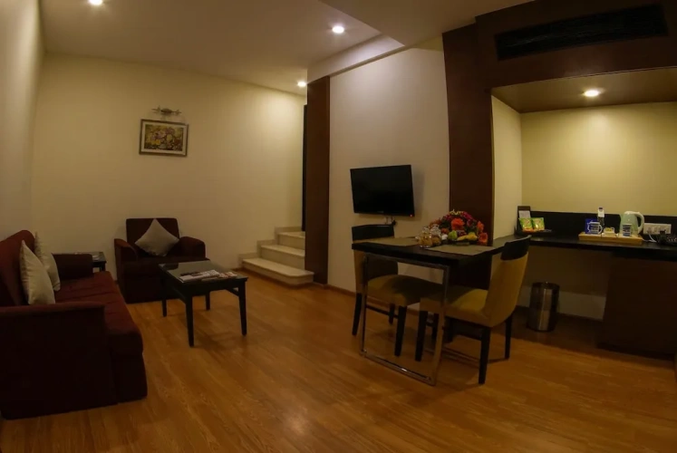 Deluxe Suite