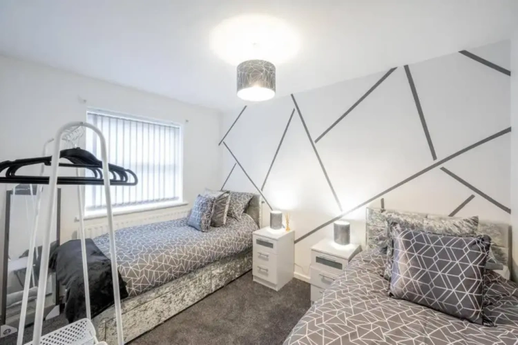 3 Bedrooms Cottage