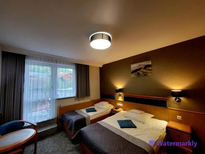 Standard Triple room