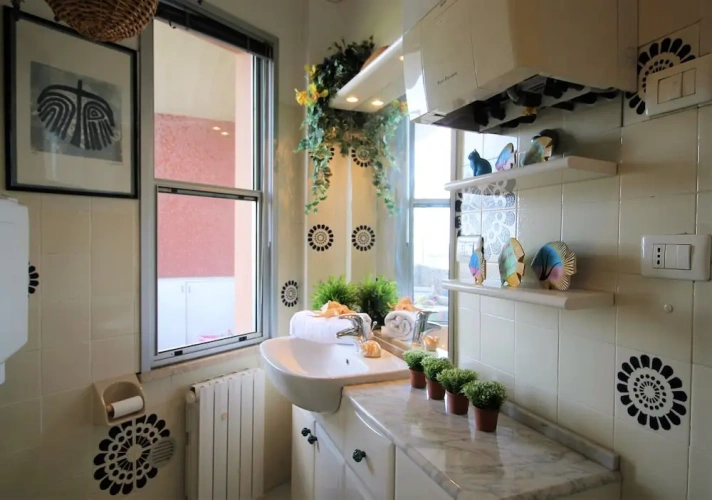 1 Bedroom Apartment with balcony