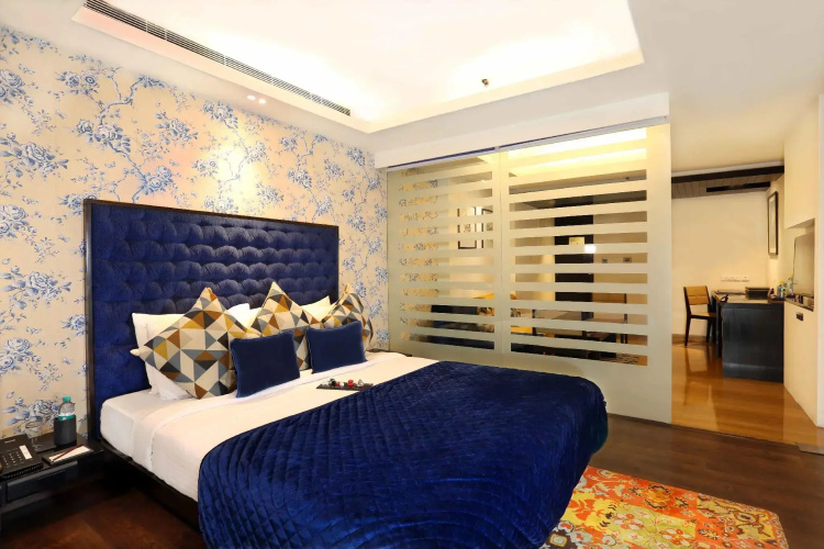 Mosaic Original, Noida