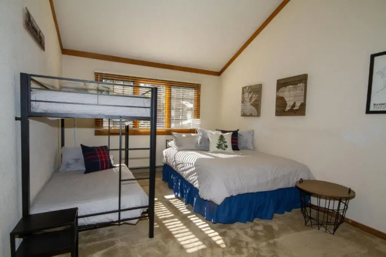 Mountainback #116, Loft,Corner