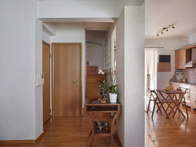 Evis Voula Home