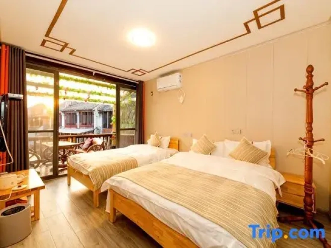 Standard Twin room with balcony and with river view