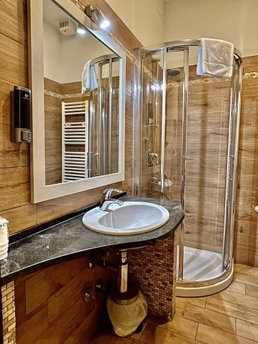 Classic Quadruple room