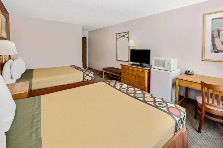 Quadruple Suite